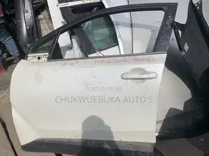 Front Door C-Hr 2018