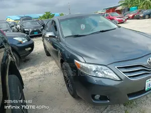 Toyota Camry 2008 Gray