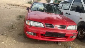 Nissan Primera 2003 Red