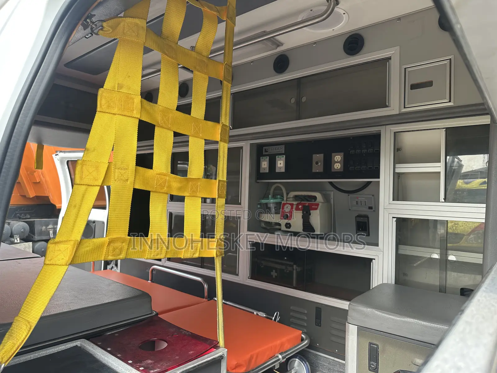 Ford E350 2008 White