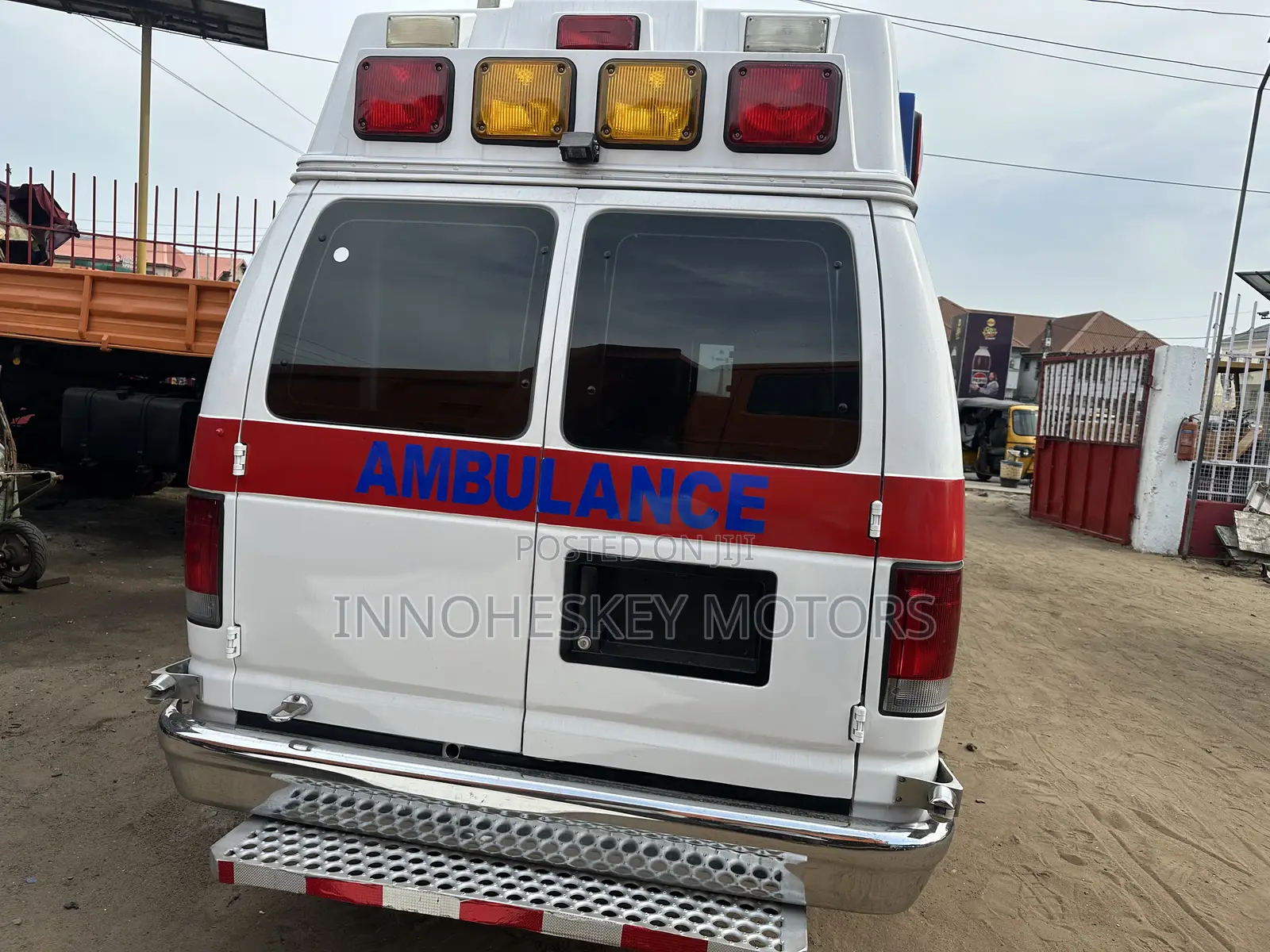 Ford E350 2008 White