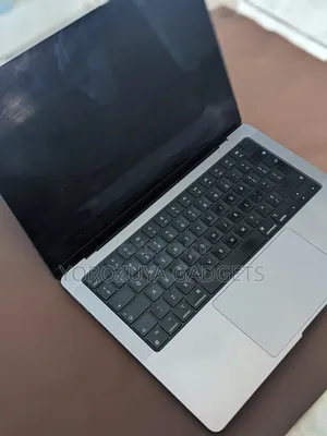 Laptop Apple MacBook Pro 2021 M1 16GB Apple M1 Pro SSD 512GB