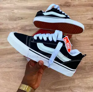 Sneakers - Brand New, Quality Vans Classic Sneaker in Ibadan