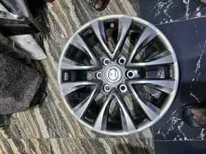 Complete Set of Rims Lexus Gx60 2023 Size18