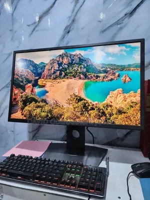 Dell 27-Inch Ultra-Sharp Ips Uhd