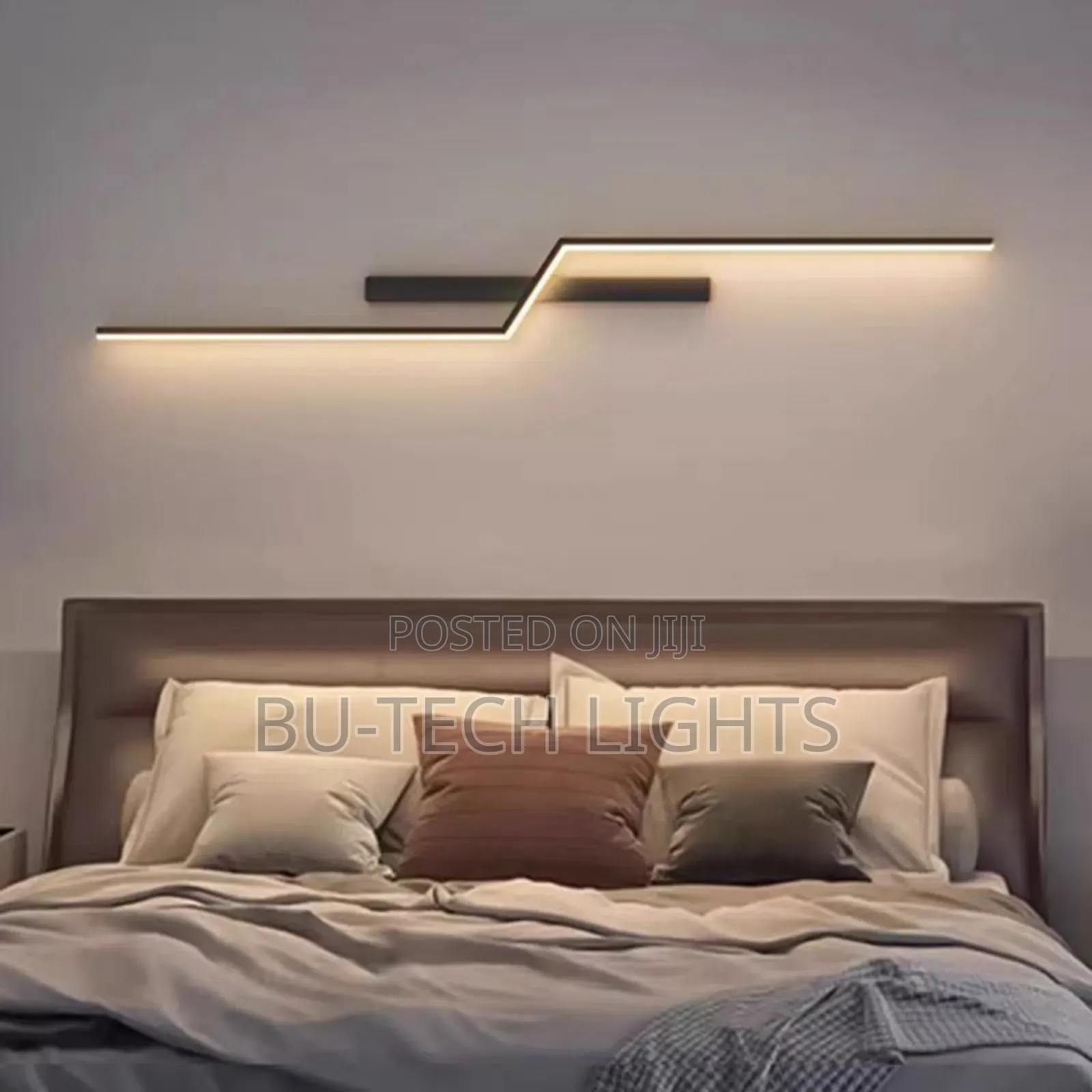 Minimalist Modern Wall Light