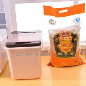 Rice Bucket With Measuring Cup