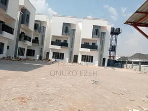 4bdrm Townhouse/Terrace in Donald, Mabushi for sale