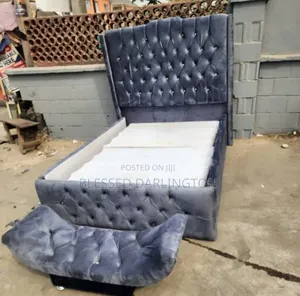 4x6 Upholstery Bed