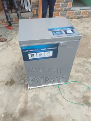 Super Freezing 142l Midea Chest Freezer With Keys (Hs-186cn)