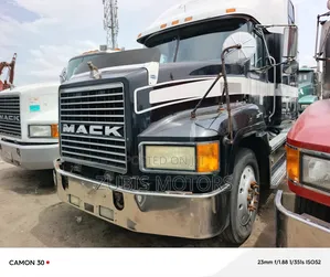 Mack Truck Double Cabin Rutor Black Color