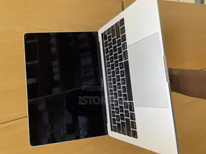 Laptop Apple MacBook Pro 16GB Intel Core i7 SSD 512GB
