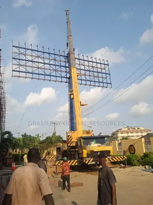 Clean Fairly Used Tokunbo 50 Tons Grove Truck Mobile Crane