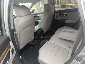 Honda CR-V Touring AWD 2019 Gray