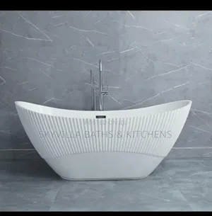 Acrylic Lines 9014 Bathtub