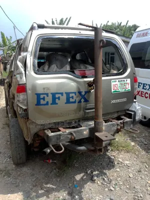 Nissan Xterea 2002 Back We Deliver Install
