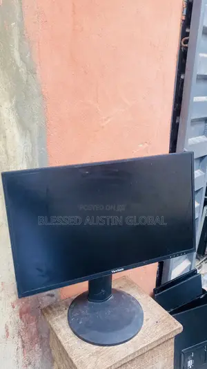 24 Inches Viesonic Monitor