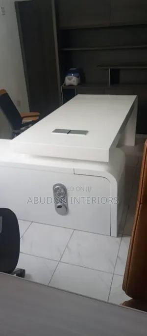 High Grades Office White Table