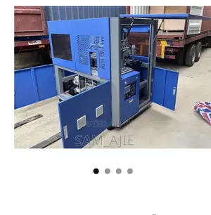 Automatic Plastic Bottle Making Machine
