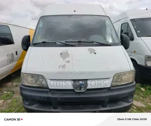 Peugeot Boxer 2000 White