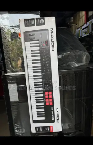 M-audio Oxygen 61 – 61 Key Usb Midi Keyboard With Beat Pads