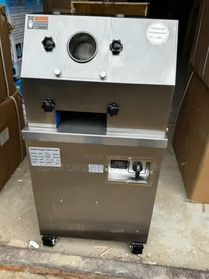 Sugarcane Extractor Standing