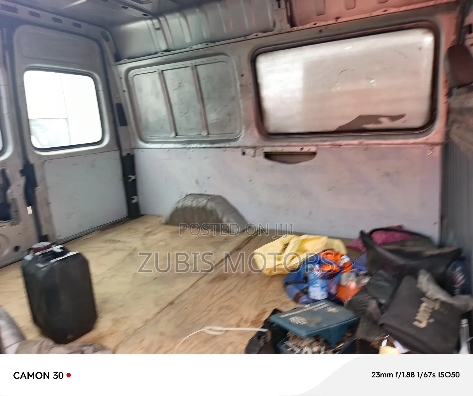 Ford Transit 2000 Silver