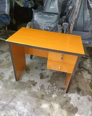 3 Feet Office Table