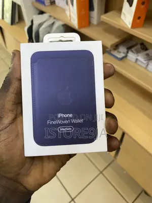 Apple Magsafe Wallet