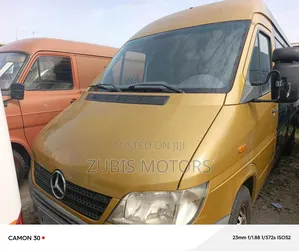 Mercedes-Benz Sprinter 2000 Gold