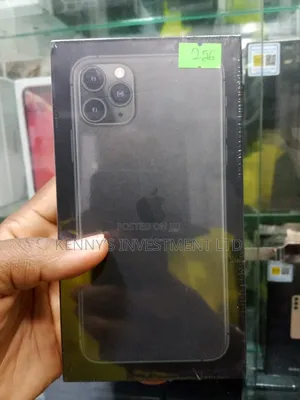 New Apple iPhone 11 Pro Max 256 GB Green