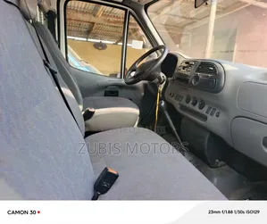 Ford Transit 2000 White