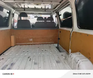 Ford Transit 2000 White
