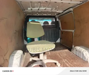 Ford Transit 2000 White