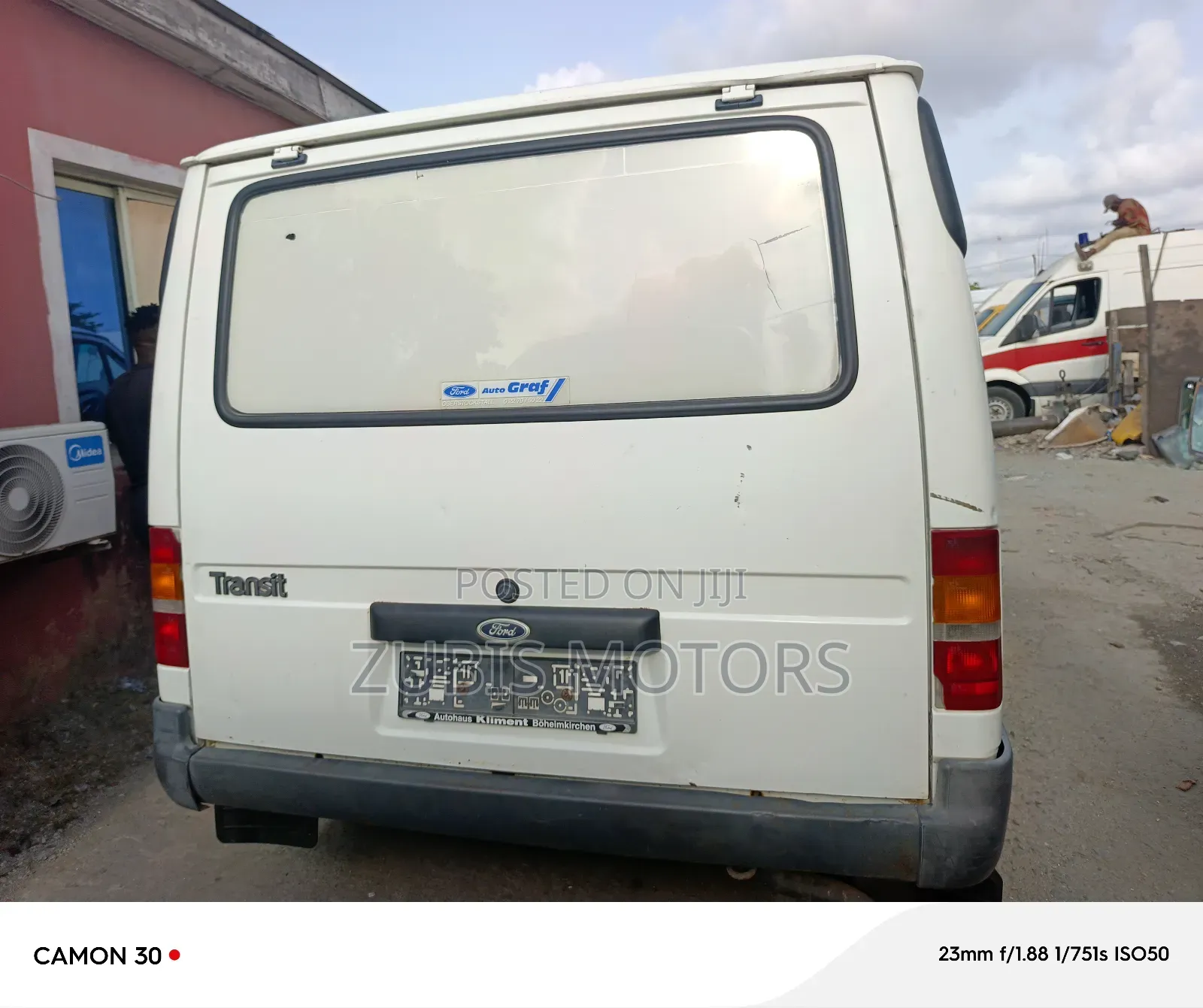 Ford Transit 2000 White