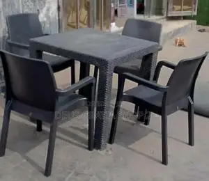Plastic Table and Chairs for Restaurant
