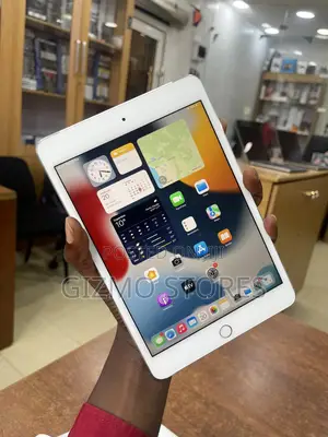 Apple iPad mini 4 128 GB Silver