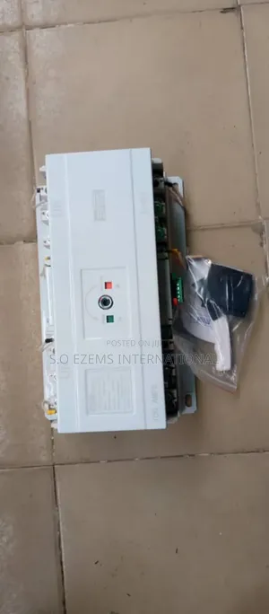 ___- + - 100amps 3ph Automatic Change Over Switch