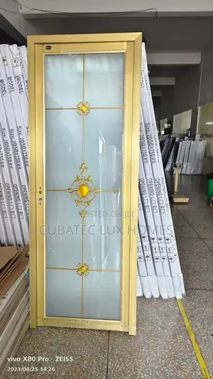 Quality 2.6ft Full Glass Toilet Door