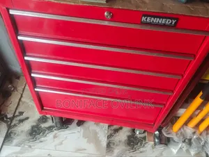Standing Toolbox