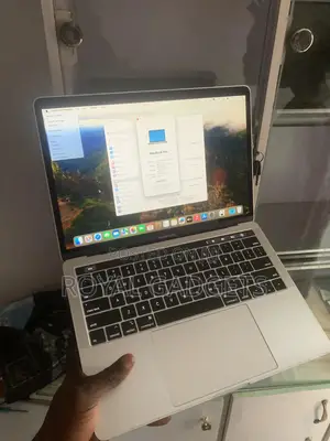 Laptop Apple MacBook Pro 2018 8GB Intel Core I5 SSD 512GB