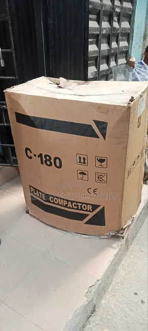 Plate Compactor Machine C-180