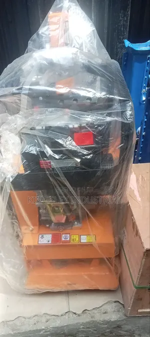 Plate Compactor Machine C-180