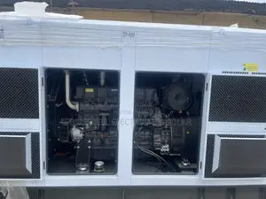 Elegant England Perkins Soundproof Diesel Generator 500kva