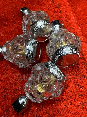 Silver Pipe, Cap Bracket