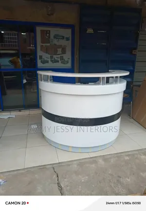Model Reception Table