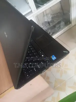 Laptop Acer Aspire 5742 4GB Intel Core I3 HDD 320GB