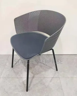 Chair / Arm Chair Padded