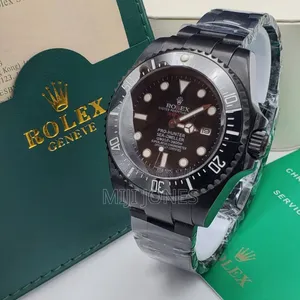 "Pro Hunter Style: Replica Rolex Sea Dweller Black Watch"