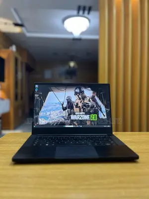 Laptop Razer Blade 16GB AMD Ryzen 9 SSD 1T